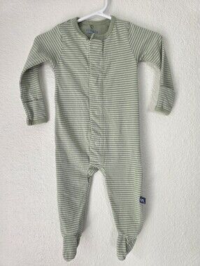 Magnetic Me Onsie, Size 3-6 months, Light green striped